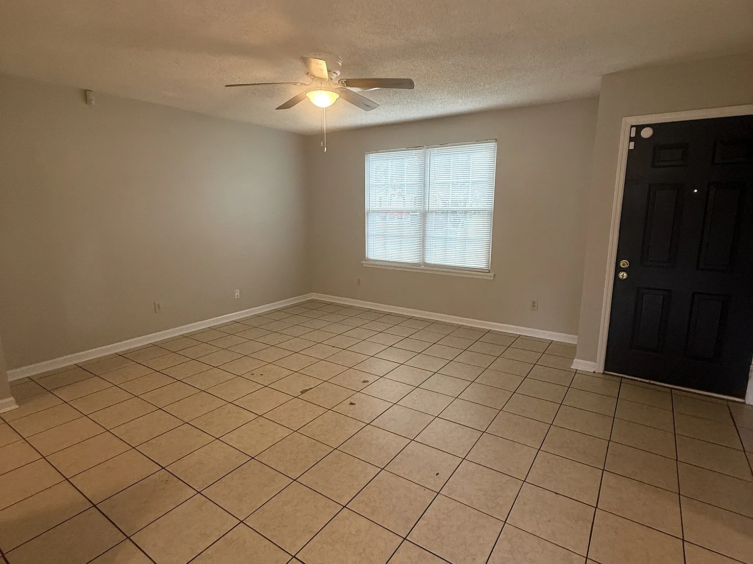 109 Mauldon Court - 1 — Photo 2