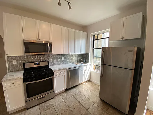 Rented by First Point Management | media 13