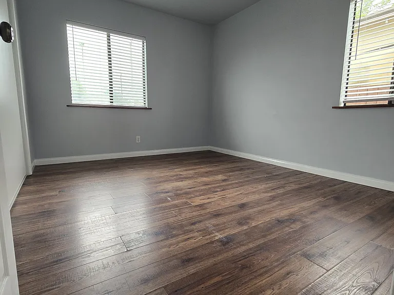 Bedroom 1 Entrance