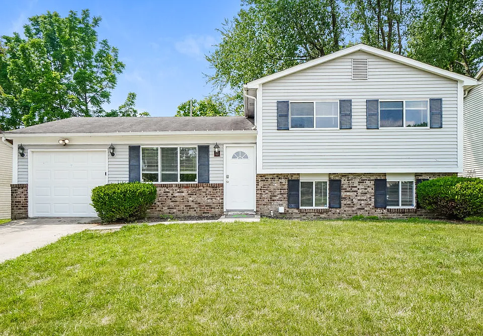 2709 Bretton Woods Dr