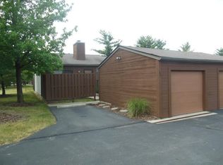 801 Timber Way Dr, Worthington, OH 43085