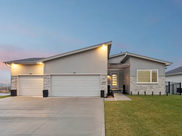 11027 N 169th St, Bennington, NE 68007