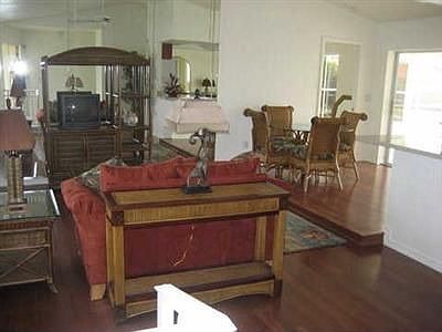 5th image of 5605 Chiquita Blvd S