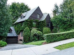 26 Greylock Rd, Newton, MA 02460