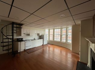 2049 Chestnut St APT 8, Philadelphia, PA 19103