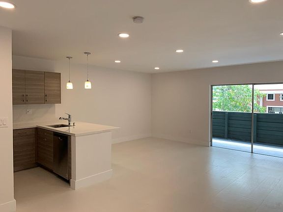3rd image of 8305 SW 72nd Ave APT 311A