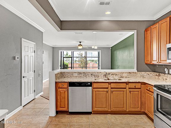 2nd image of 7463 RED CRANE Lane