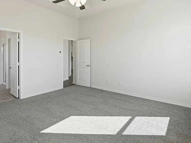 8428 Radiant St — Photo 16