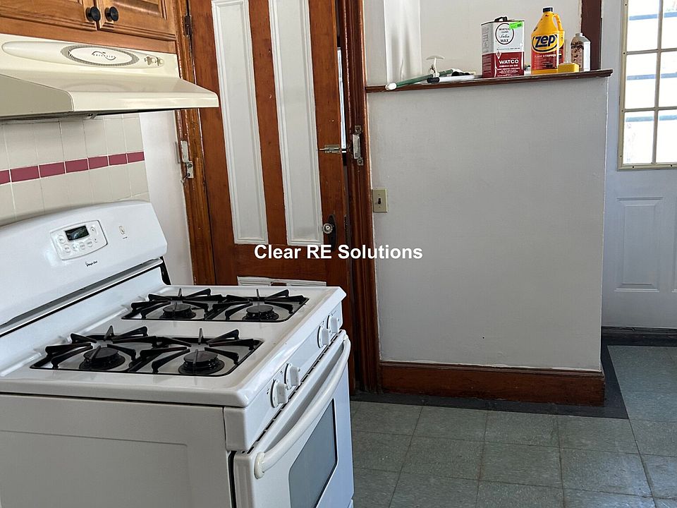 2nd image of 2 Arcadia St #2
