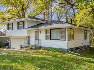 3106 E 24th St, Des Moines, IA 50317