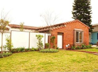 3450 Olympiad Dr, Los Angeles, CA 90043