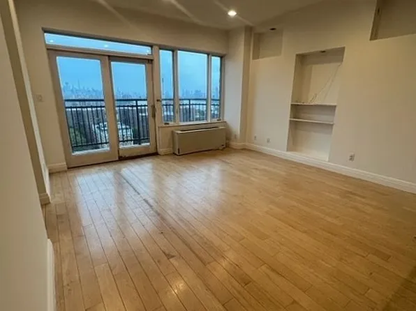 189 Bridge St APT 15B, Brooklyn, NY 11201