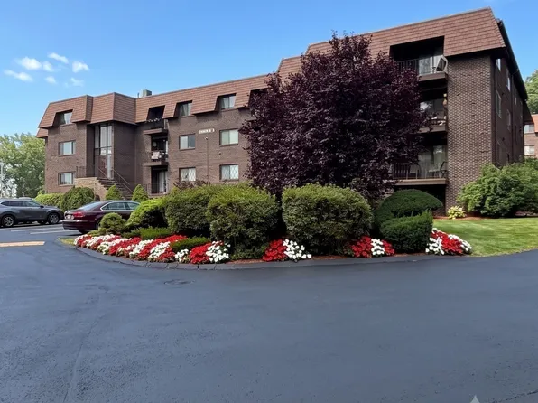 5 Thomas St Unit P4, Saugus, MA 01906