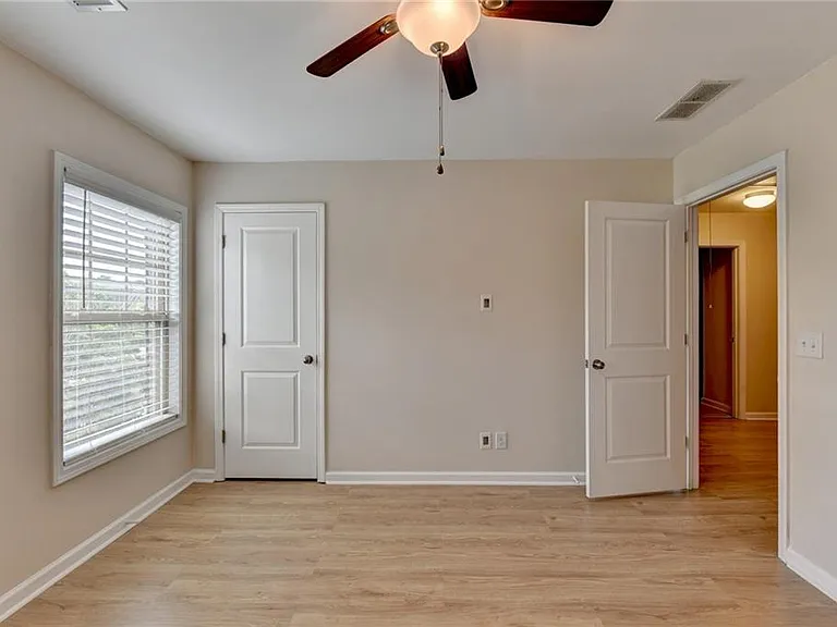 2152 Greencrest Cir — Photo 44