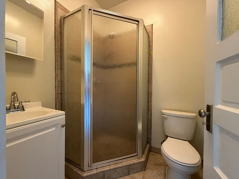 571B Minna St #571B — Photo 8
