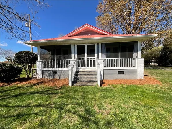 16351 Substation Rd, Locust, NC 28097