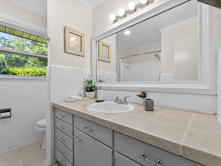 1157 Seneca Pl — Photo 11