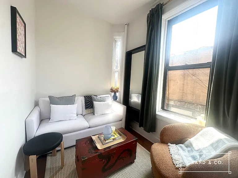 120 Mac Dougal St #21 — Photo 9