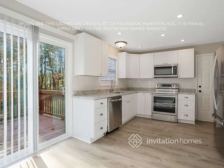 5420 Palmetto Ct — Photo 10
