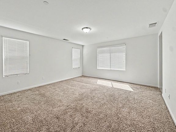 3rd image of 3428 Del Monte Ave