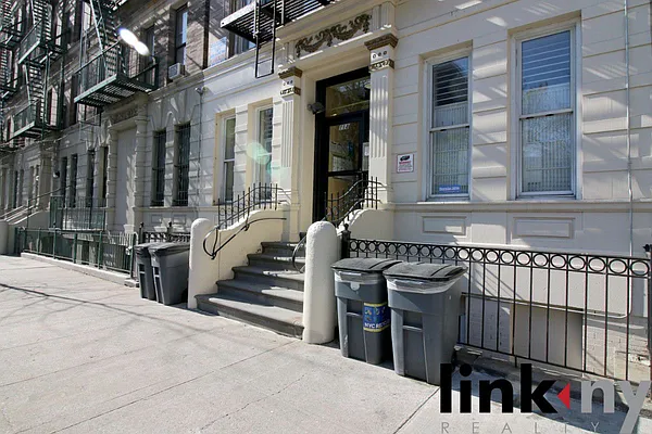 Rented by Link NY Realty | media 13