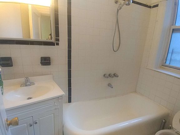 3rd image of 4101 67th St APT 12