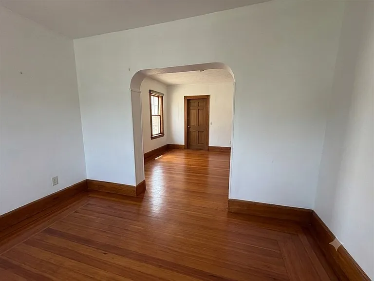 58 Willow Ave #1 — Photo 4