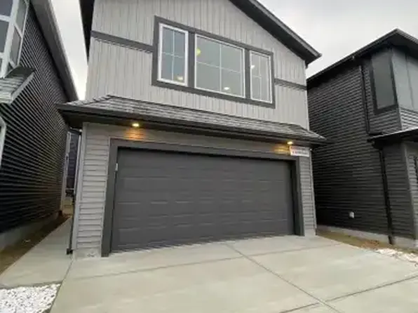 764 Payipwat Cmn SW #1A, Edmonton, AB T6W 5K7