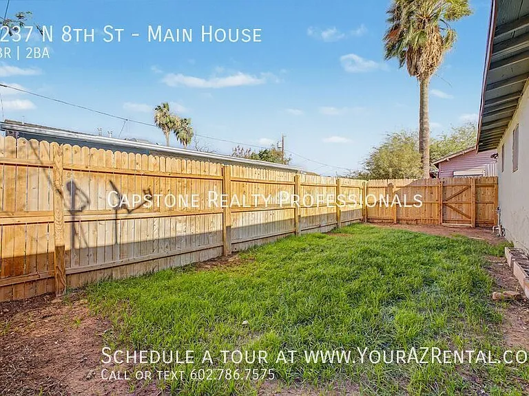2237 N 8th St #MAIN HOUSE — Photo 26