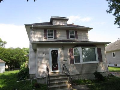 206 N Central Ave, Truman, MN, 56088