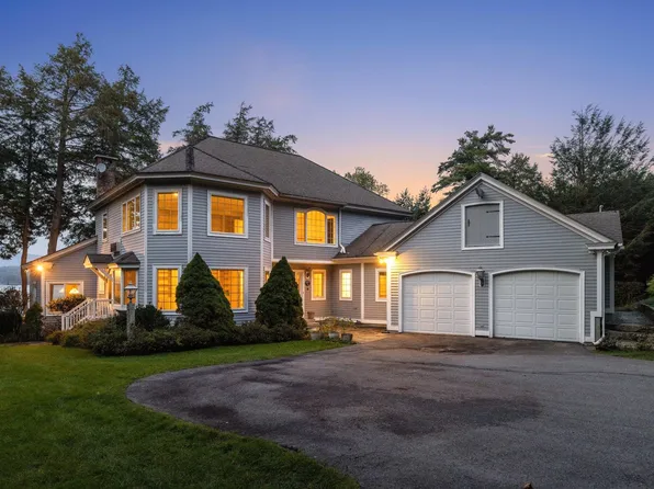 93 Chase Point Road, Tuftonboro, NH 03853