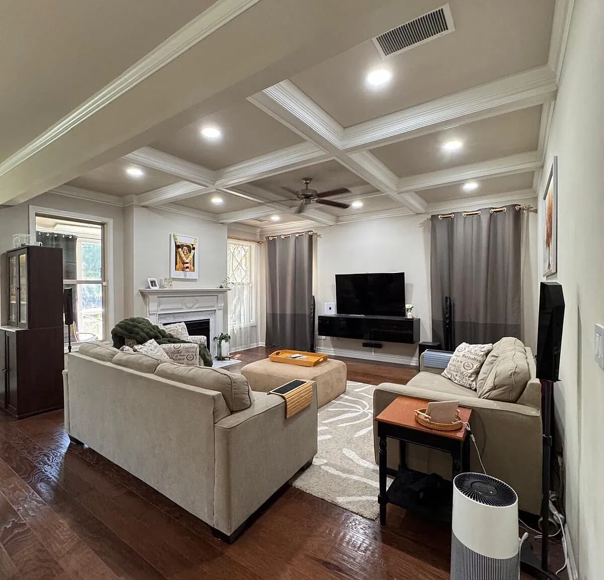 3 bed, 2.5 bath, 2412 sqft, $2,500 — Photo 4