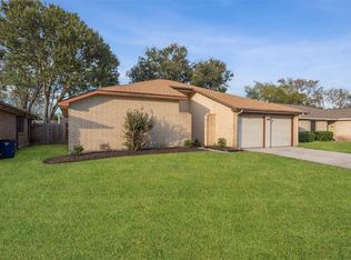 2792 Forest Point Dr, League City, TX 77573