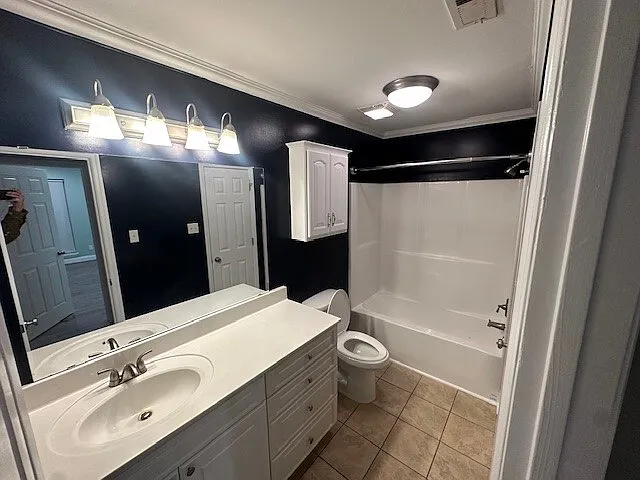 1010 Kingswood Dr #I — Photo 8