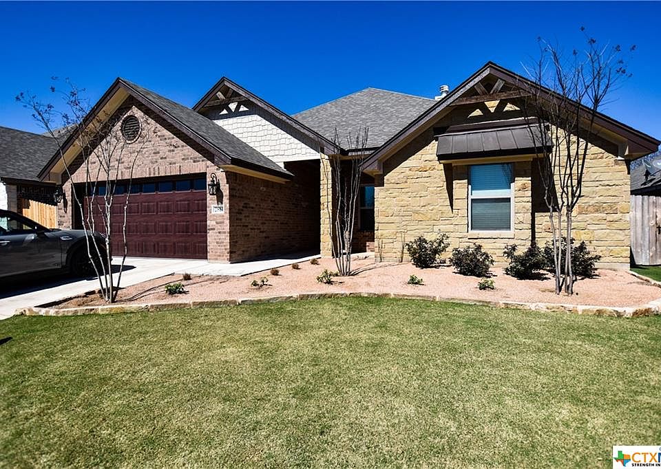 1st image of 2811 Crystal Ann Dr