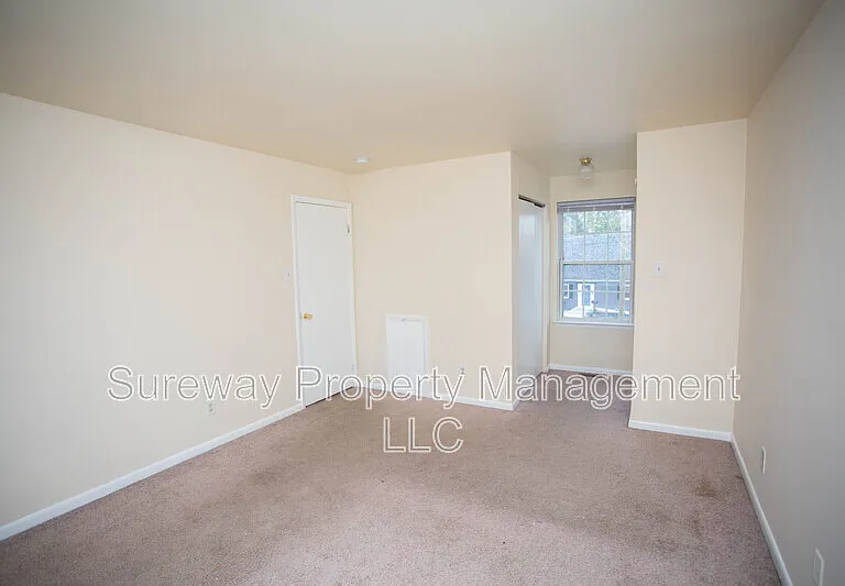 5729 Irving Ave — Photo 17