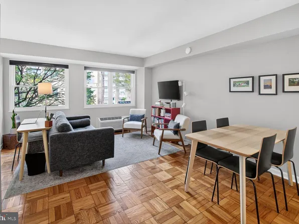 1801 Clydesdale Pl NW #323, Washington, DC 20009