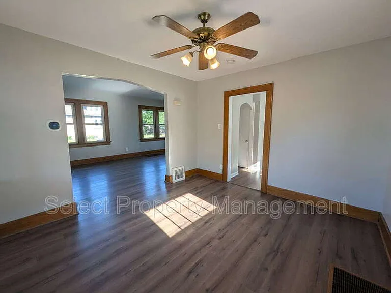430 W State Blvd — Photo 8