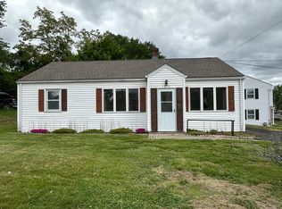 1216 New Britain Ave, West Hartford, CT 06110