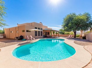9301 N Broken Lance Dr, Tucson, AZ 85742