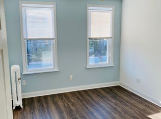 7230 66th St #2, Ridgewood, NY 11385