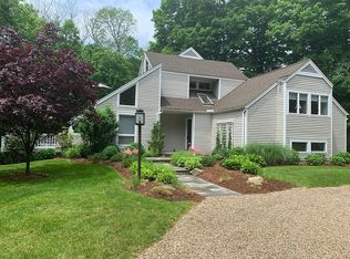 955 Silvermine Rd, New Canaan, CT 06840