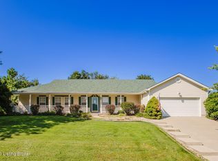 419 Deer Lake Rd, Elizabethtown, KY 42701