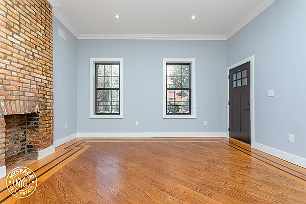 Rented by MySpaceNYC | media 8