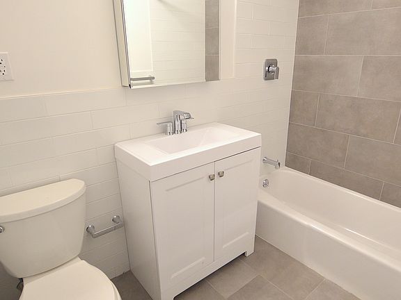 5th image of 315 W 29th St APT 1B