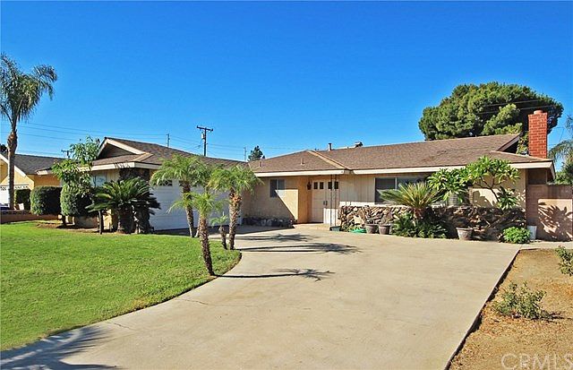 1st image of 9646 Kempster Ave