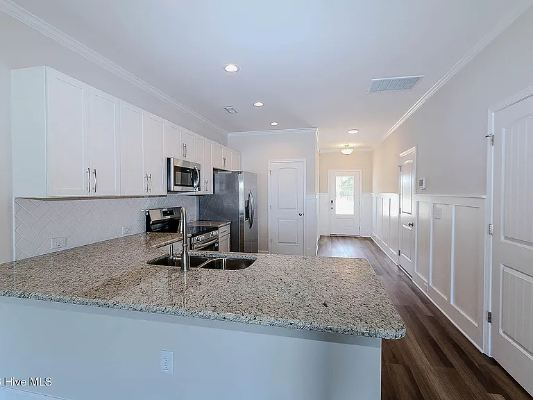 247 Cline Way #113 — Photo 9