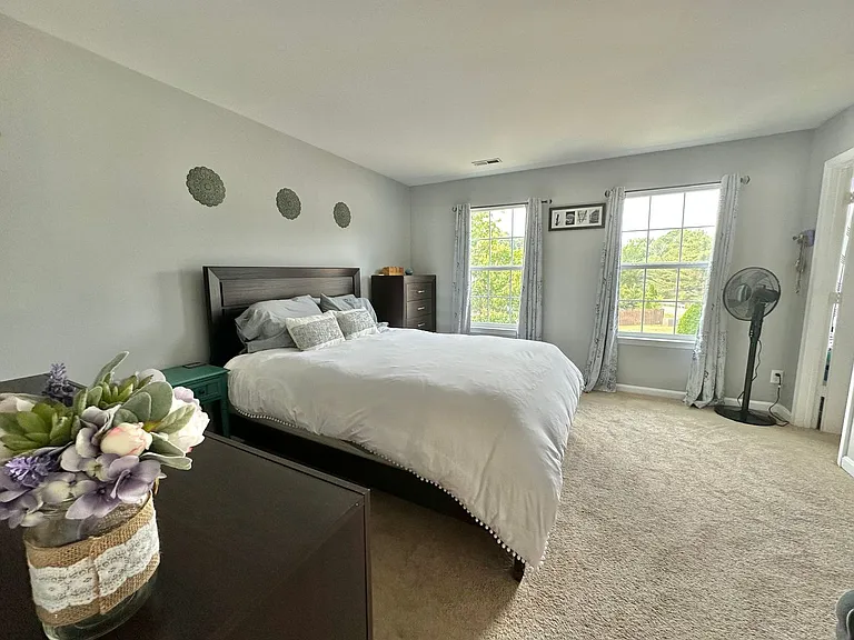 103 Staunton Ct — Photo 24