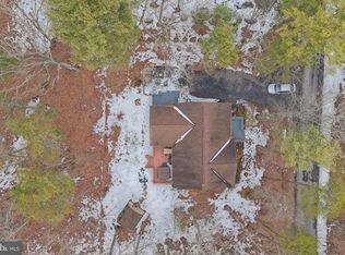 323 Palmer Rd, Basye, VA 22810