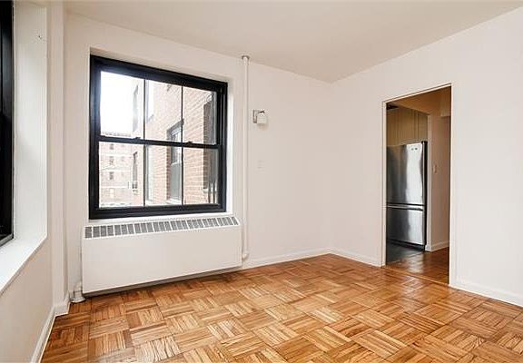 4th image of 361 Clinton Ave APT 2A